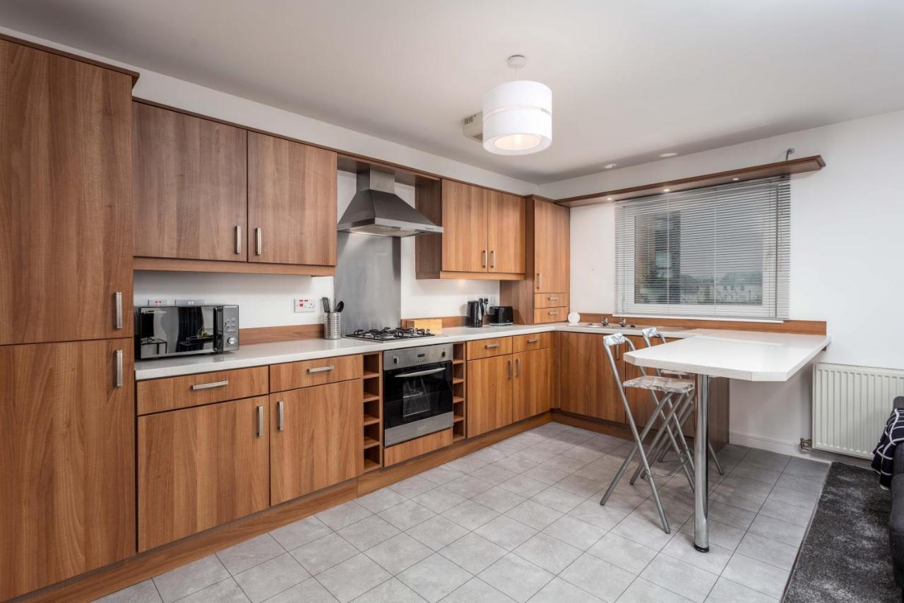 Walker Suite No73 - Donnini Apartments Kilmarnock Exterior foto